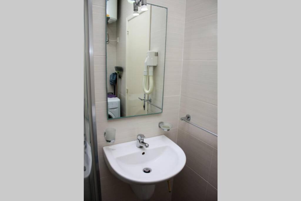 Fiesta Apartment Seaview Mellieħa Екстериор снимка