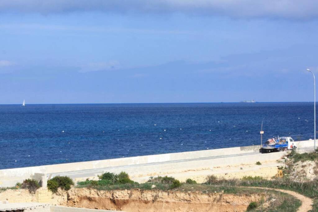 Fiesta Apartment Seaview Mellieħa Екстериор снимка
