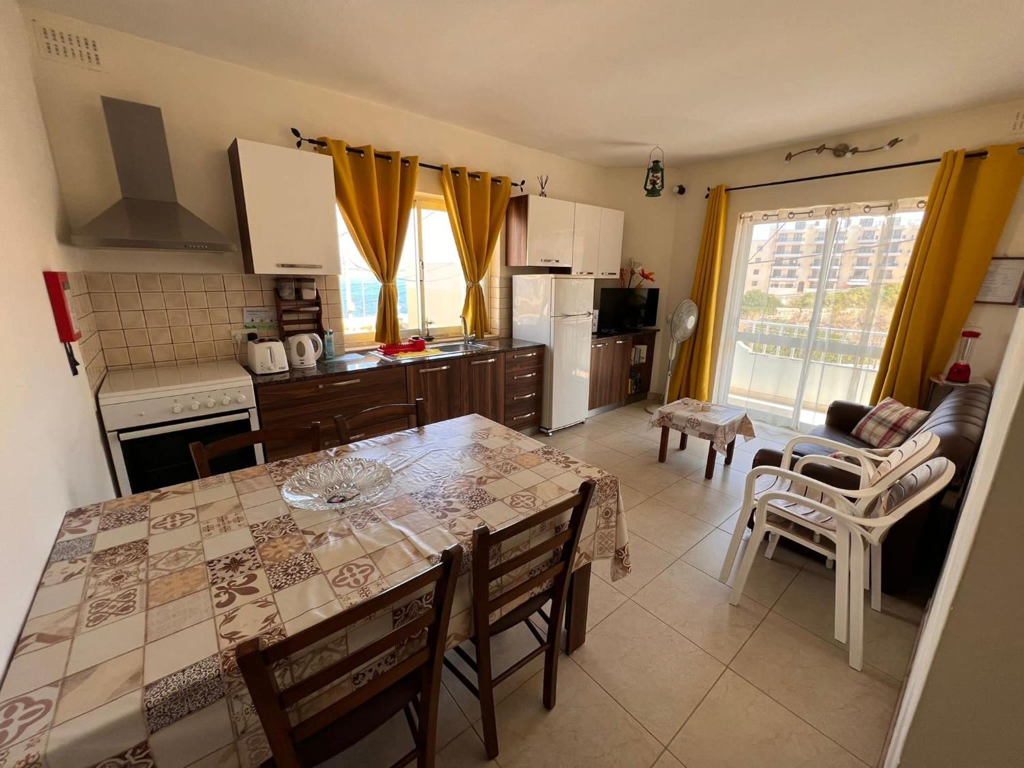 Fiesta Apartment Seaview Mellieħa Екстериор снимка
